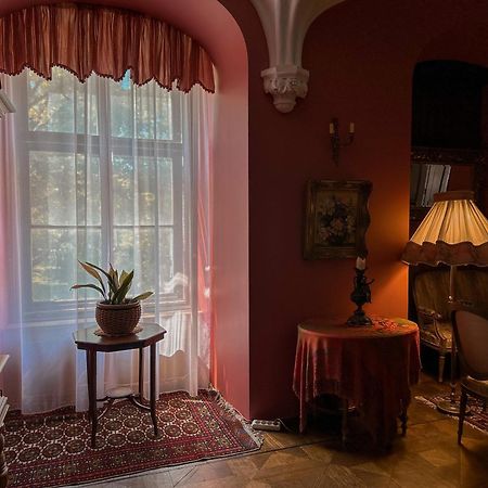 Hotel Ēdoles Pils Extérieur photo