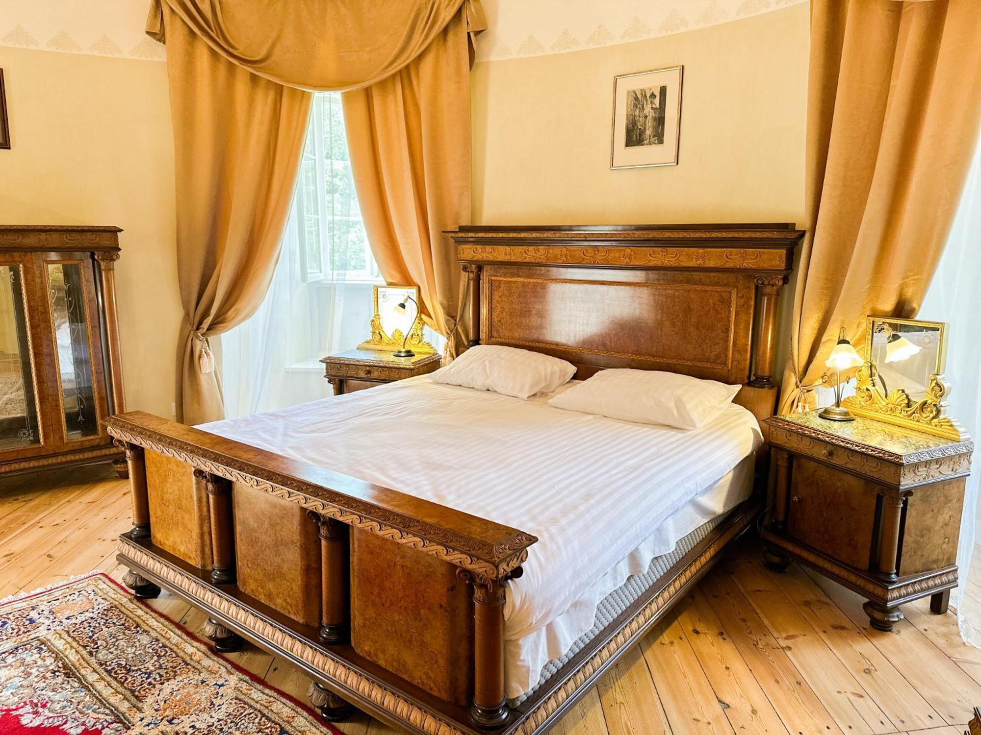 Hotel Ēdoles Pils Extérieur photo