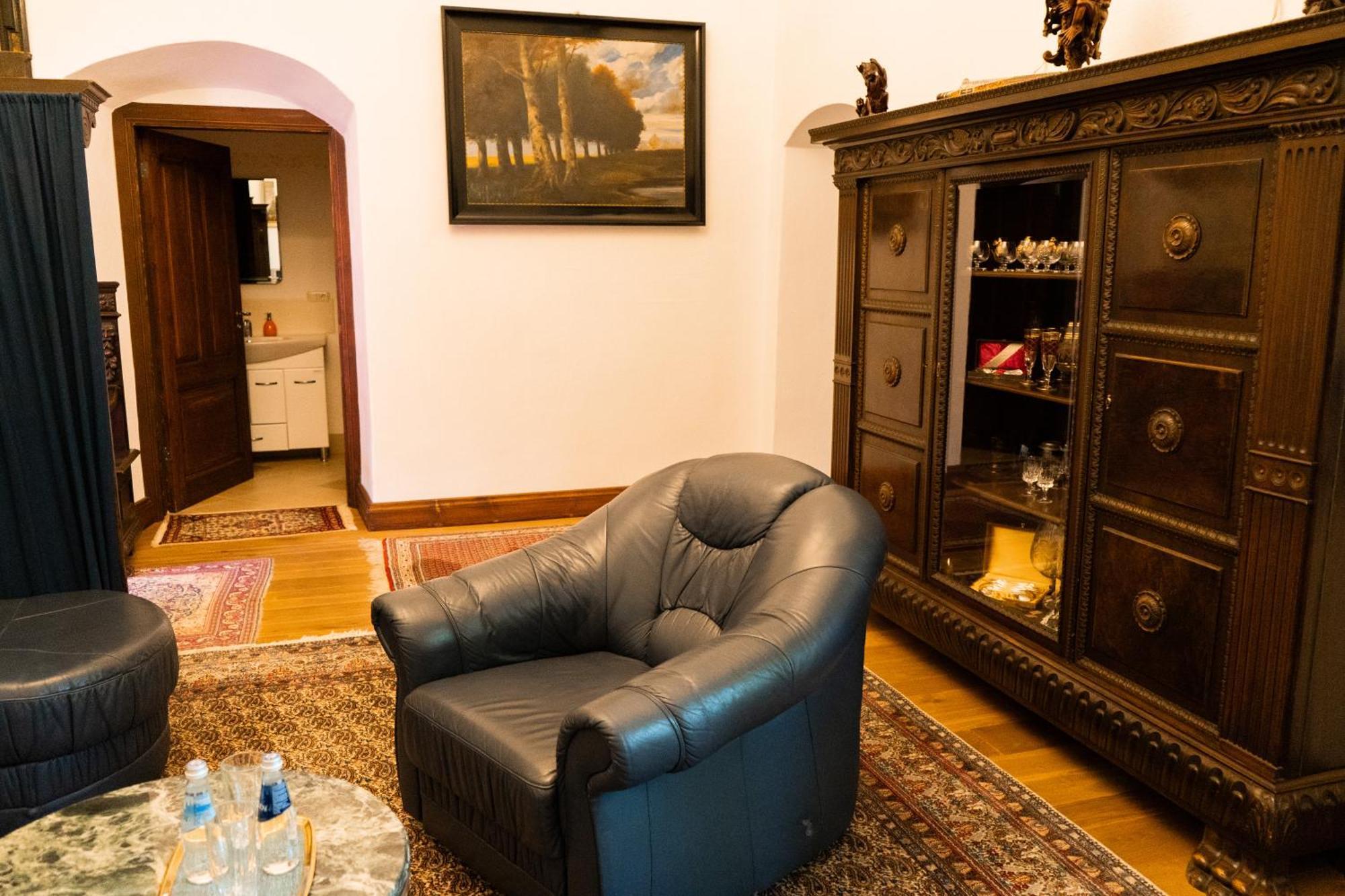 Hotel Ēdoles Pils Extérieur photo
