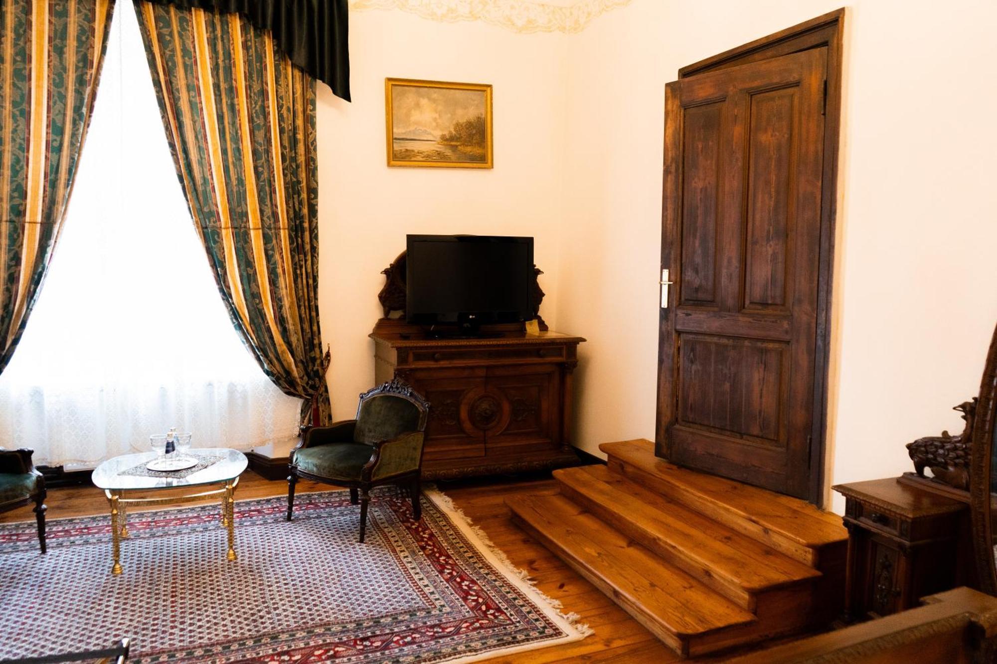 Hotel Ēdoles Pils Extérieur photo