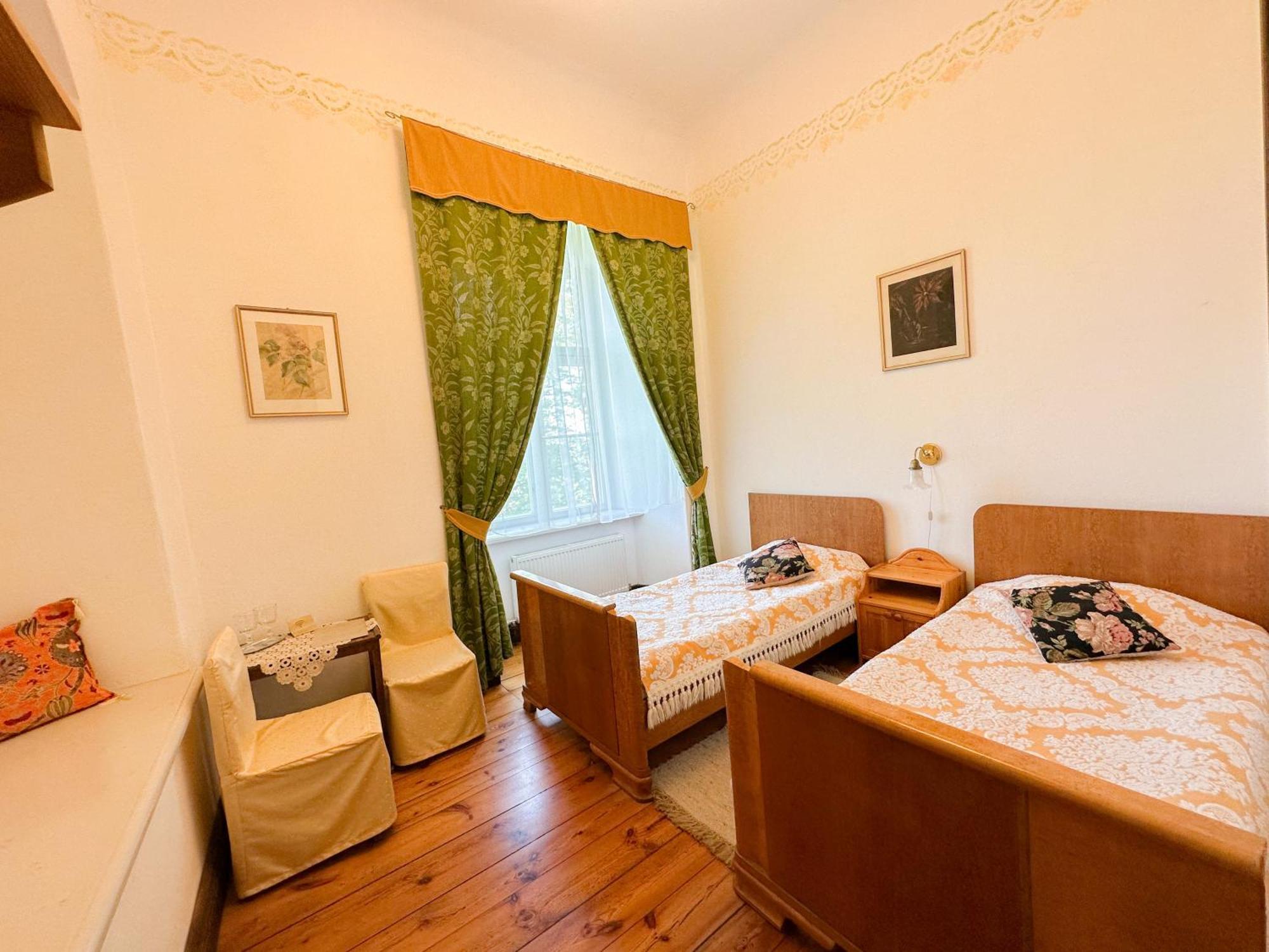 Hotel Ēdoles Pils Extérieur photo